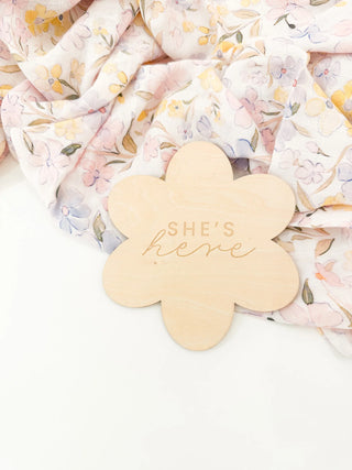 She's Here Reversible Flower Announcement Plaque